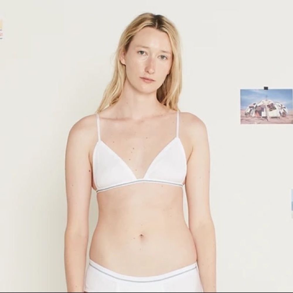 Entireworld bra on white / size small